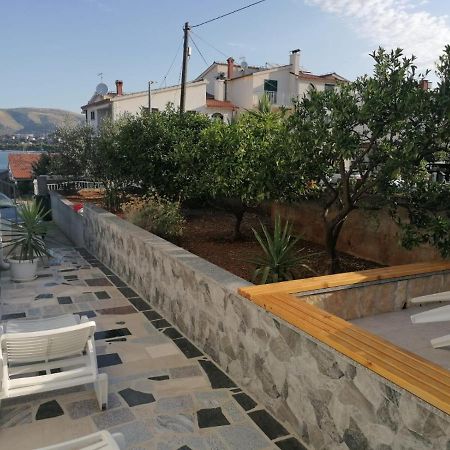 Apartment Slavica Trogir Exterior photo
