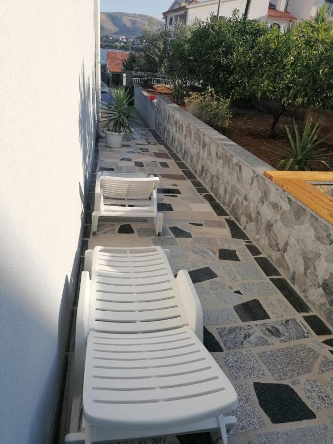 Apartment Slavica Trogir Exterior photo